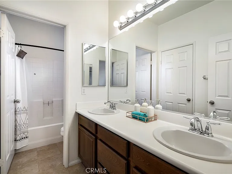 44885 Poppy Ridge Dr — Photo 27