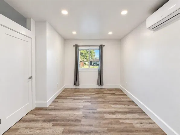 7819 Sedan Ave, Canoga Park, CA 91304