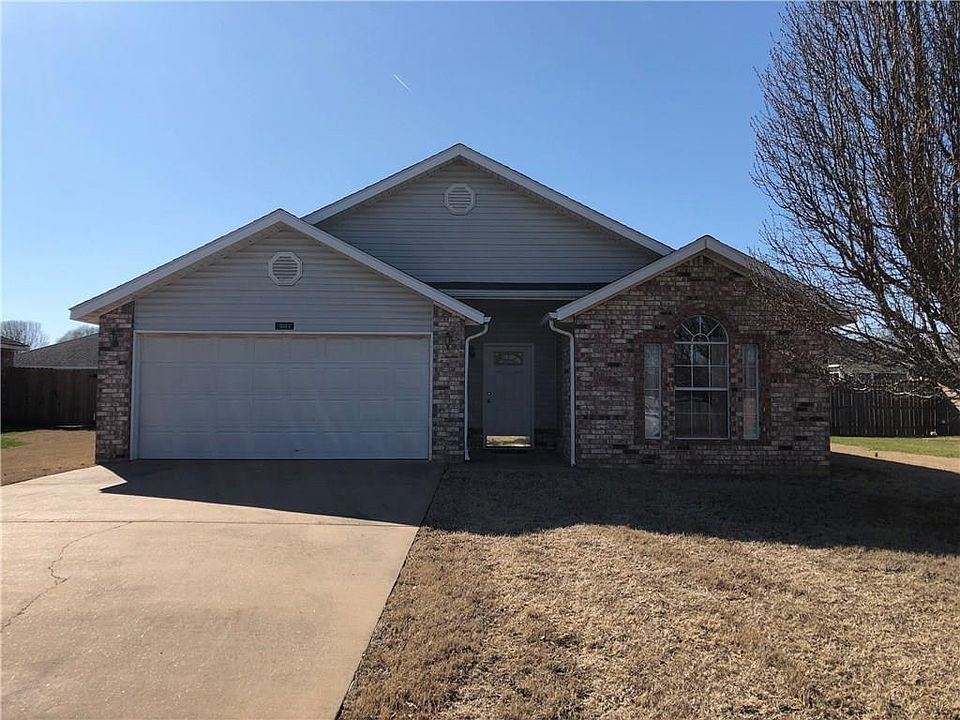 1st image of 531 Woods Dr