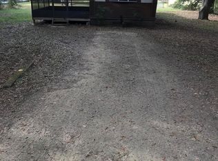 105 Weeks Ave, Interlachen, FL 32148