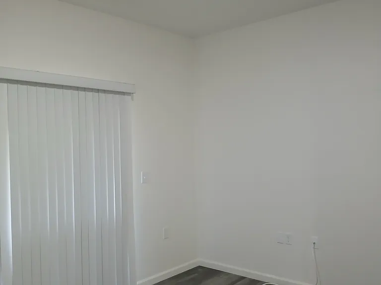 Orchard Park Apartment — Photo 15