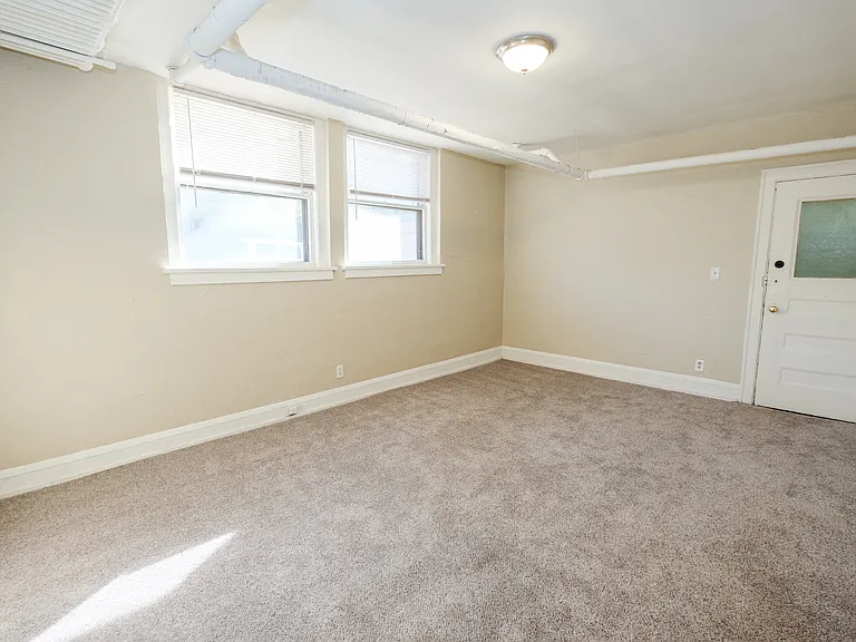 3220 Garfield Avenue — Photo 28
