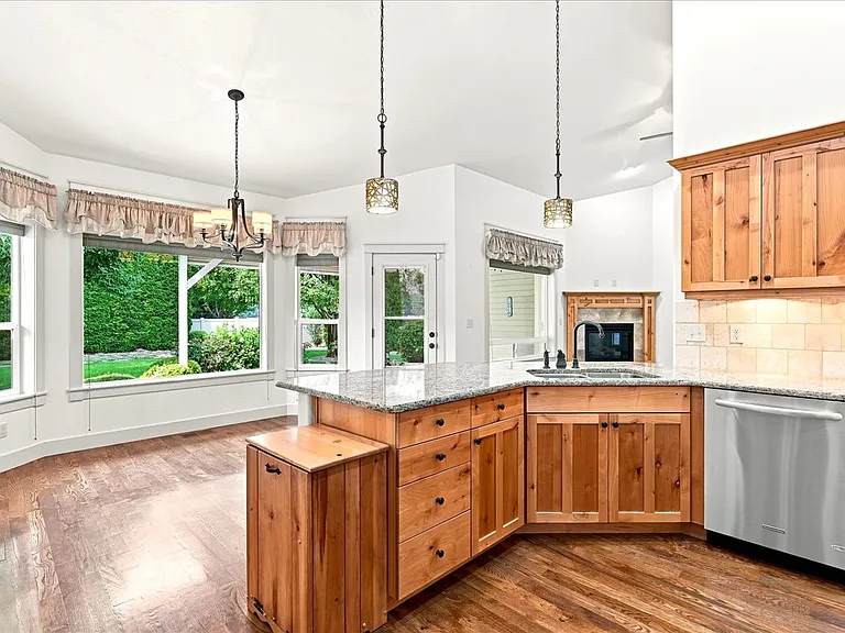 5555 N Sun Shimmer Ave — Photo 30