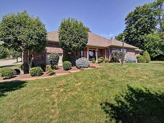 3rd image of 7552 Killarney Dr