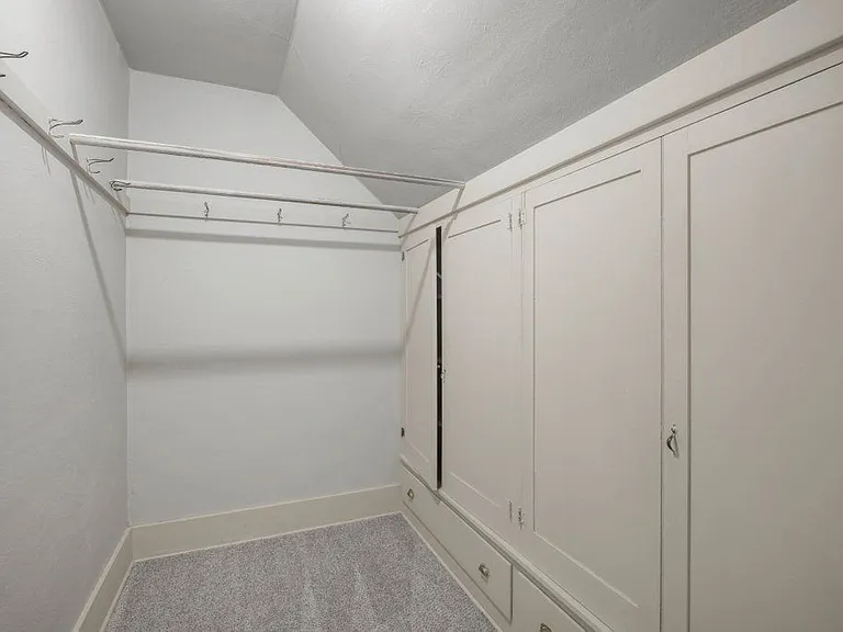 502 Park St S — Photo 17