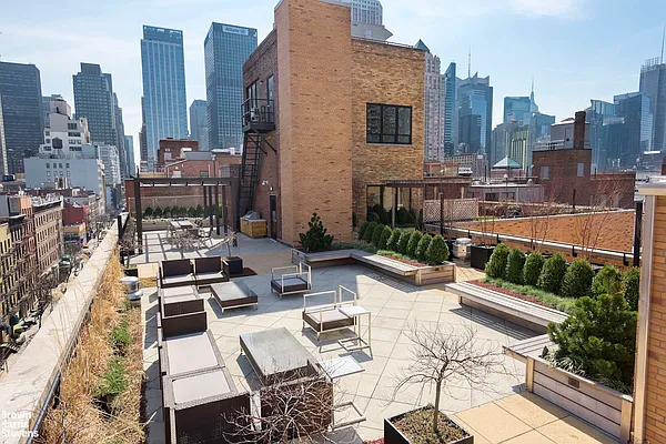 Rented by Brown Harris Stevens | media 7