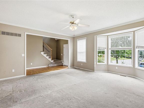 4th image of 4742 Mund Rd