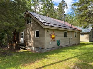 12498 E Shore Dr, Millersburg, MI 49759