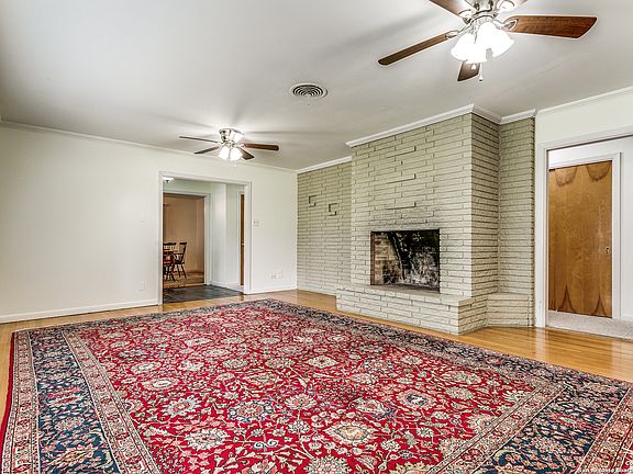 5th image of 443 NORTHRIDGE DR