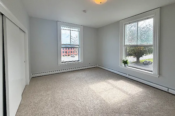 93 Elm St #5 — Photo 2