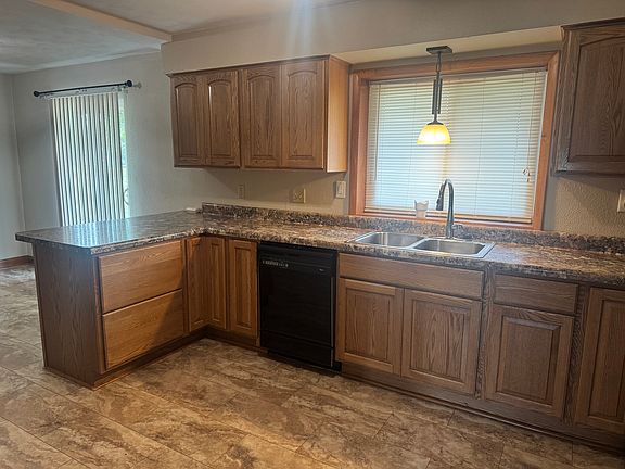 5th image of 507 W Jefferson Ave