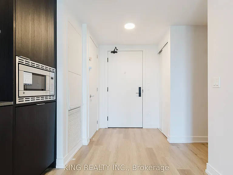 1 Jarvis St #531 — Photo 17