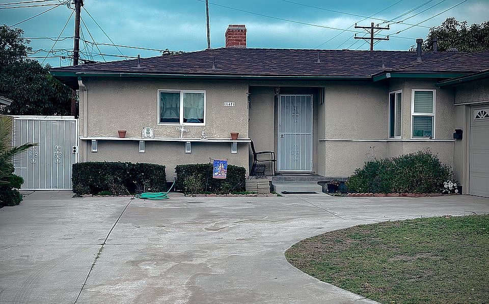 【匿名配送】HOUSES AND GARDENS IN CALIFORNIA 669 Calle Sequoia, Thousand Oaks, CA 91360 | Zillow