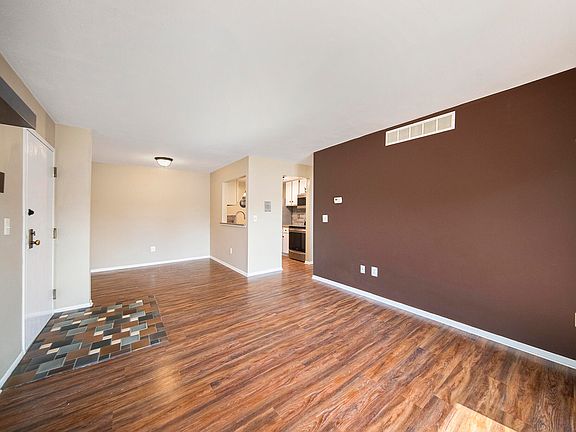 2nd image of 1471 E Chateau Vert St APT H