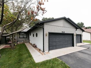 8678 134th St W, Apple Valley, MN 55124