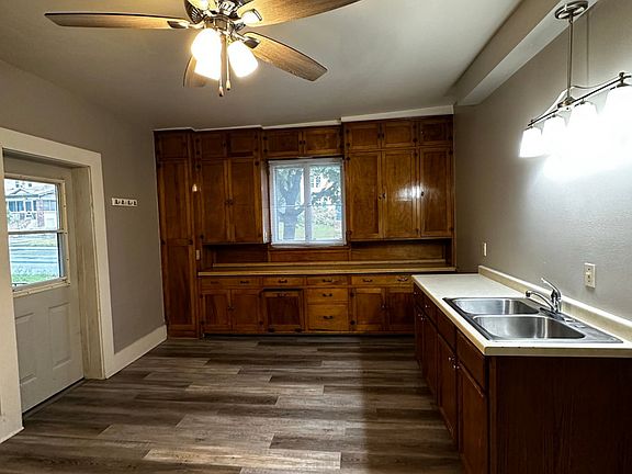 2nd image of 402 5th Ave #Fi402x