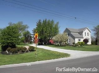 13603 Huffman Rd, Bowling Green, OH 43402