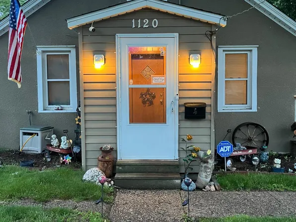 1120 Spring St, Hastings, MN 55033