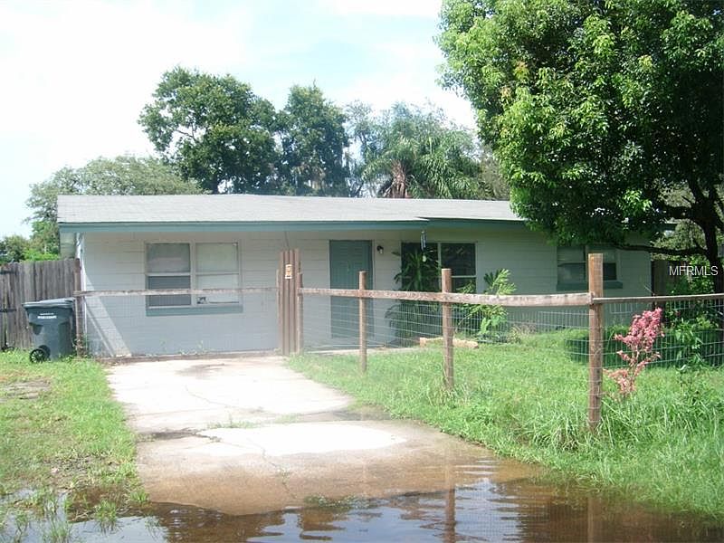2nd image of 2832 Avenue I NW