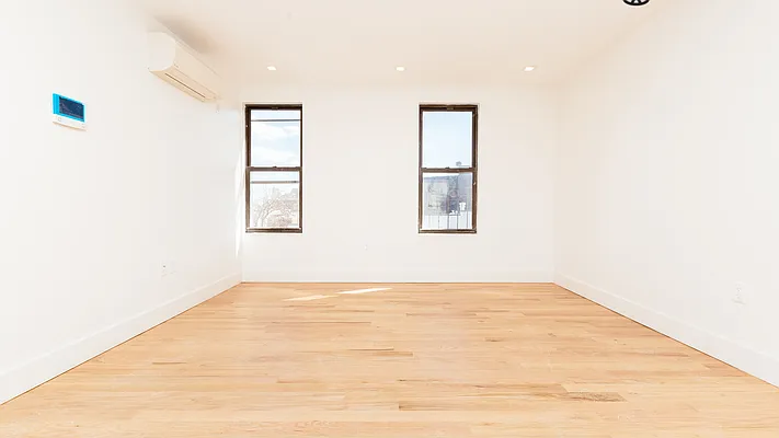 Rented by Nooklyn NYC LLC | media 29