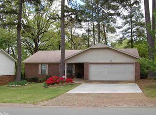 3 Pear Tree Pl, Little Rock, AR 72210