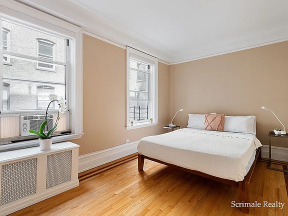 5th image of 160 W 87th St APT 5A