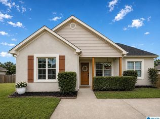 117 Ridgecrest Rd, Calera, AL 35040