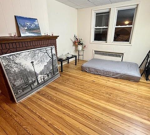 4th image of 67 Carlton Ave #2