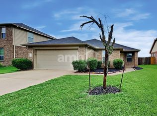 26 Mira Loma Dr, Manvel, TX 77578