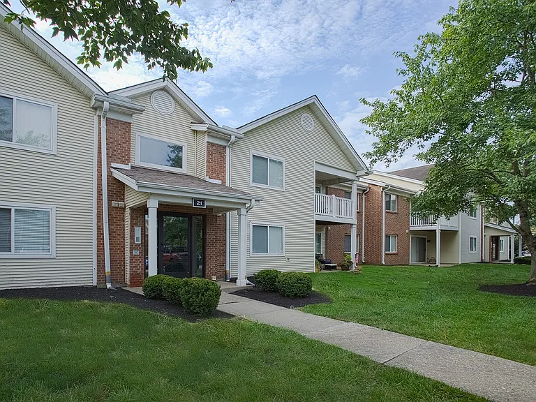 Fox Chase South — Photo 38