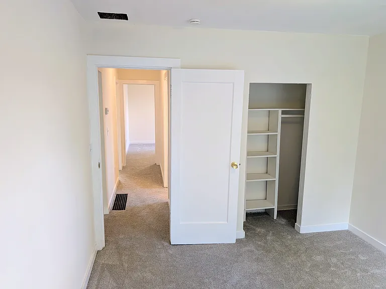 7911 N Woolsey Ave — Photo 21