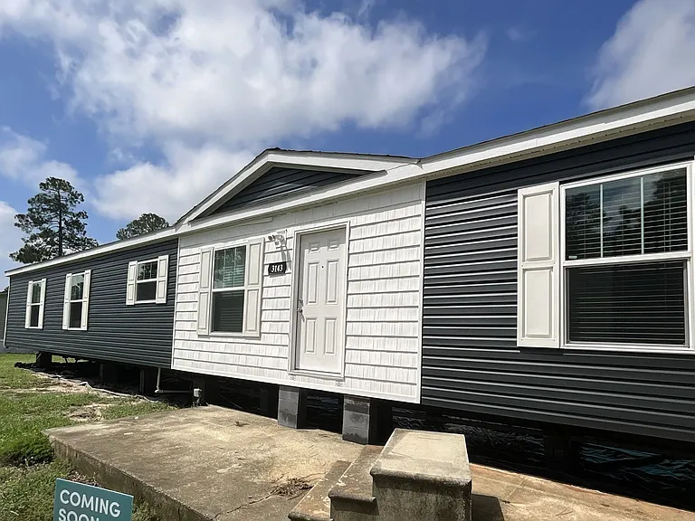Southern Pines — Photo 36