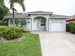 14633 SW 181st Ter, Miami, FL 33177