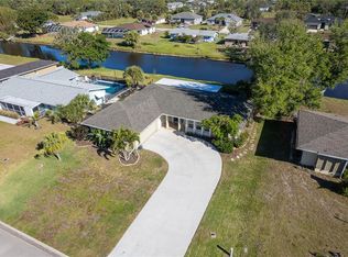 235 Caddy Rd, Rotonda West, FL 33947