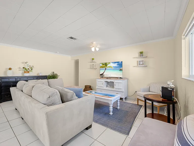 1172 Binney Dr #B — Photo 7