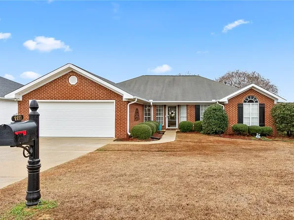 2211 Inverness Pkwy, Tuscaloosa, AL 35405