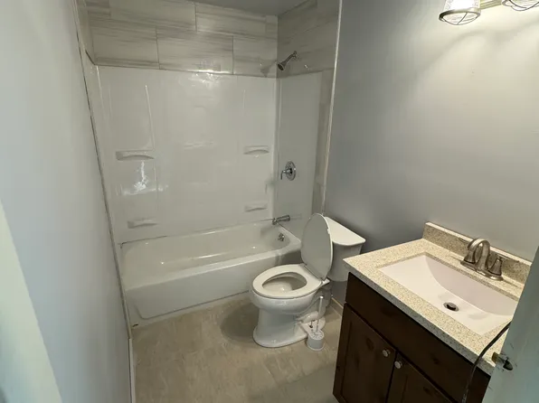 5679-5681 Ellis Rd #A, Orchard Park, NY 14127