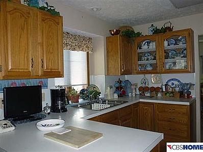 5th image of 6403 N 105th Ave