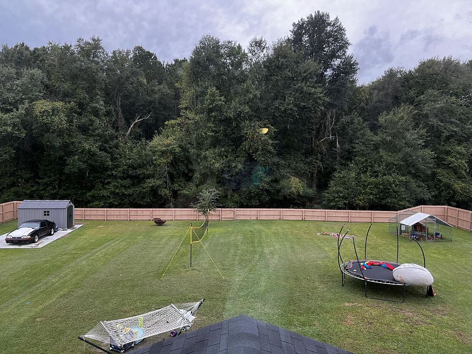 2nd image of 36 Enclave Way NE