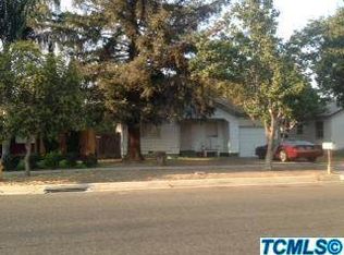 748 E Sonora Ave, Tulare, CA 93274