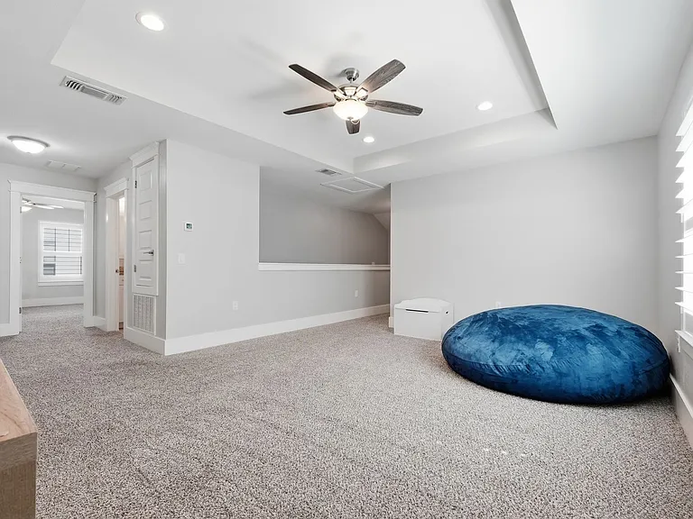 131 Magnolia Ave — Photo 36