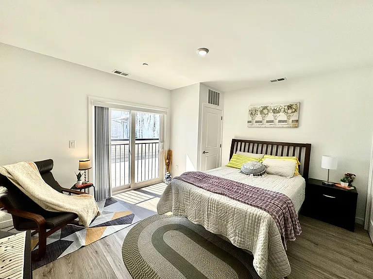 915 N Broad St #509 — Photo 4
