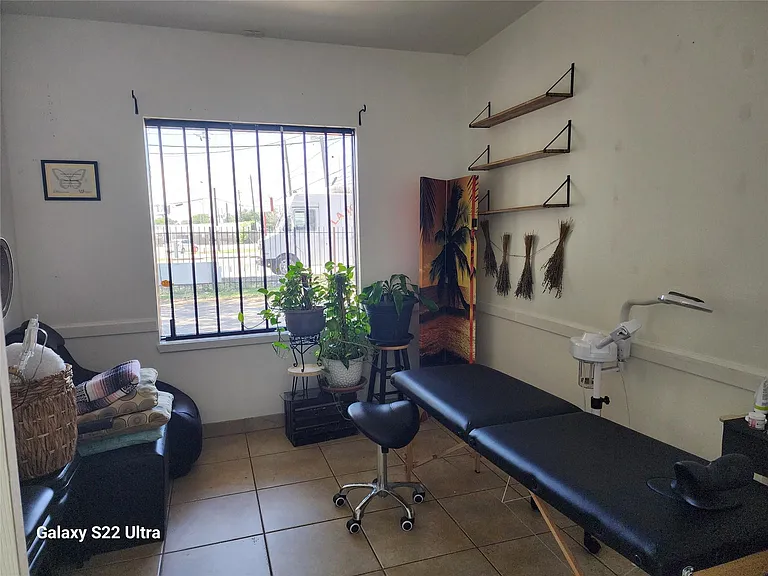 410 Rosamond St #A — Photo 13