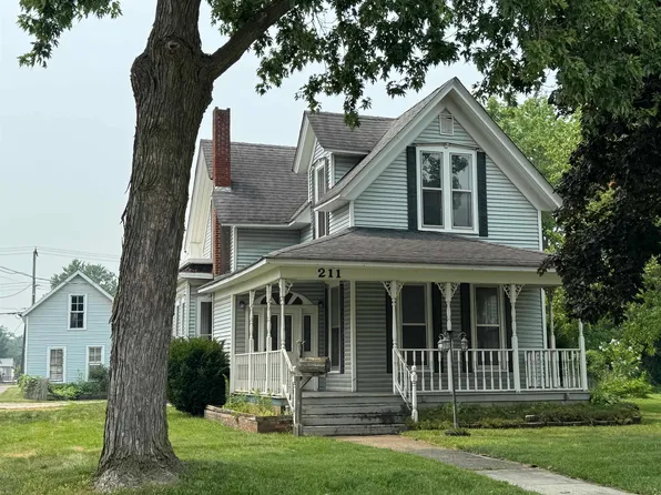 211 S 10th St, Goshen, IN 46528
