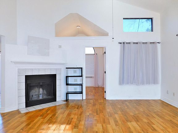 5th image of 1139 Seneca Pl