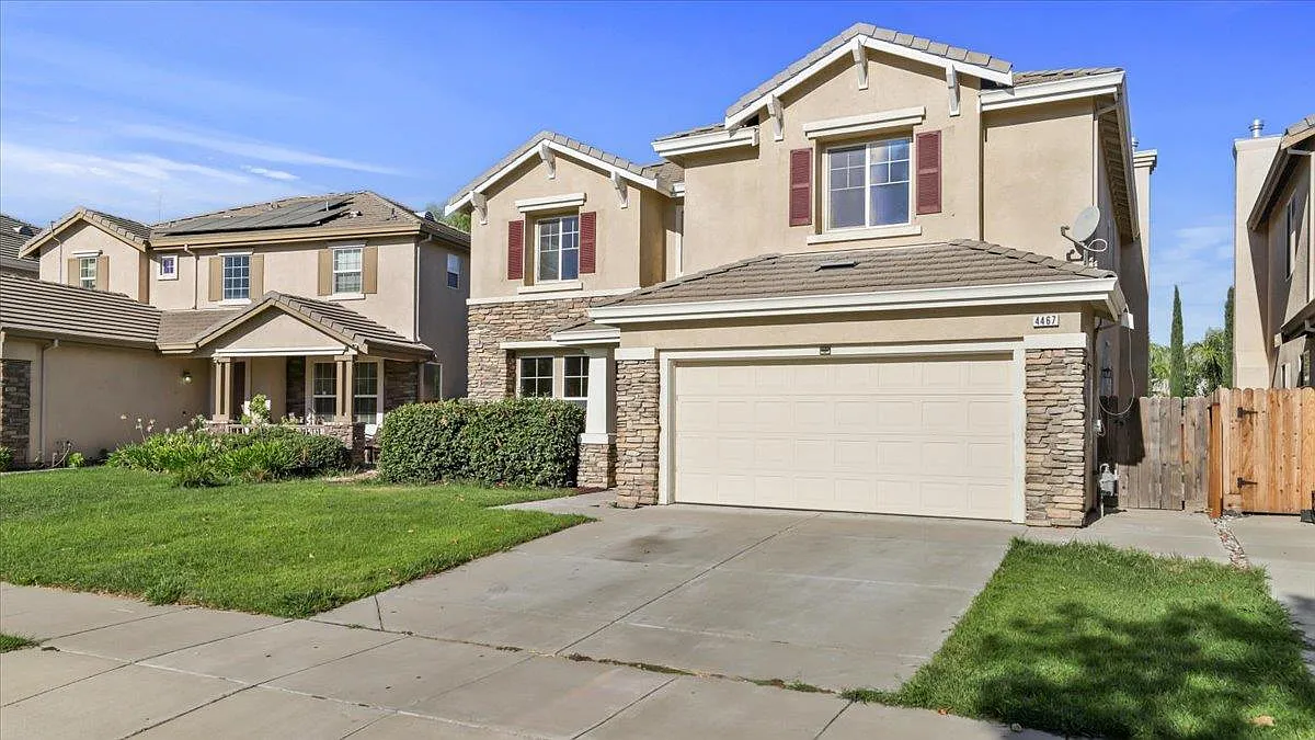 4467 Glenbrook Dr photo 1