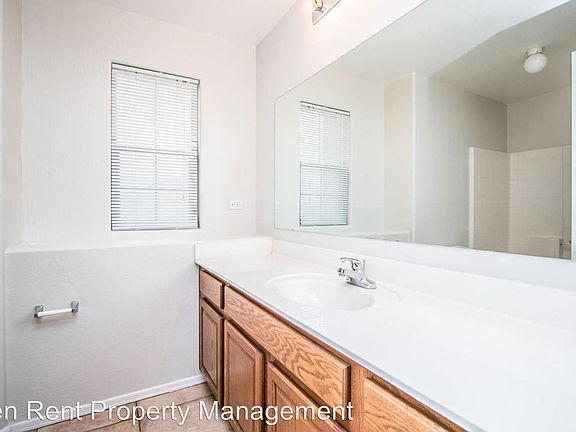 3rd image of 45686 W Dutchman Dr