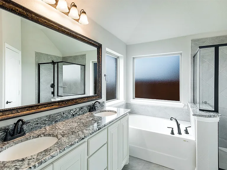 6026 Priory Dr — Photo 12