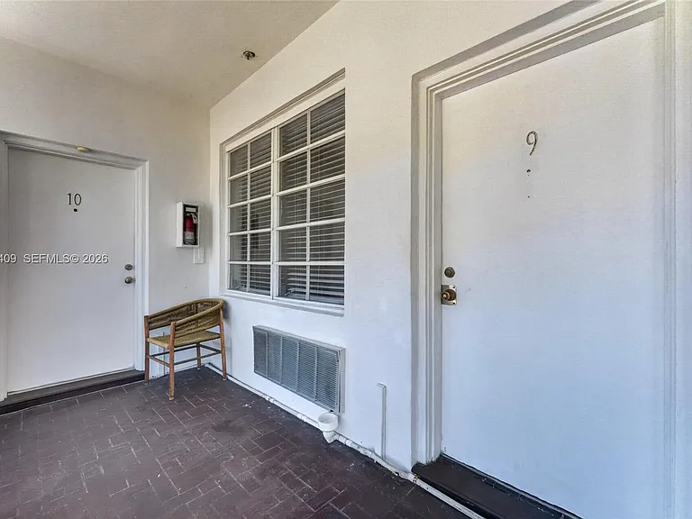 901 Pennsylvania Ave #9 — Photo 2