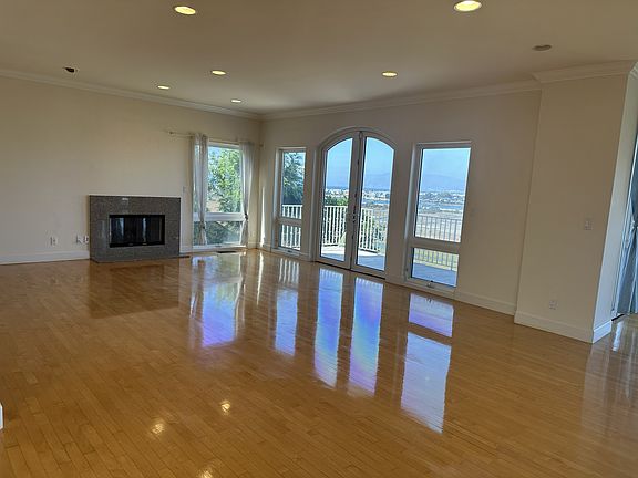 5th image of 8120 Billowvista Dr